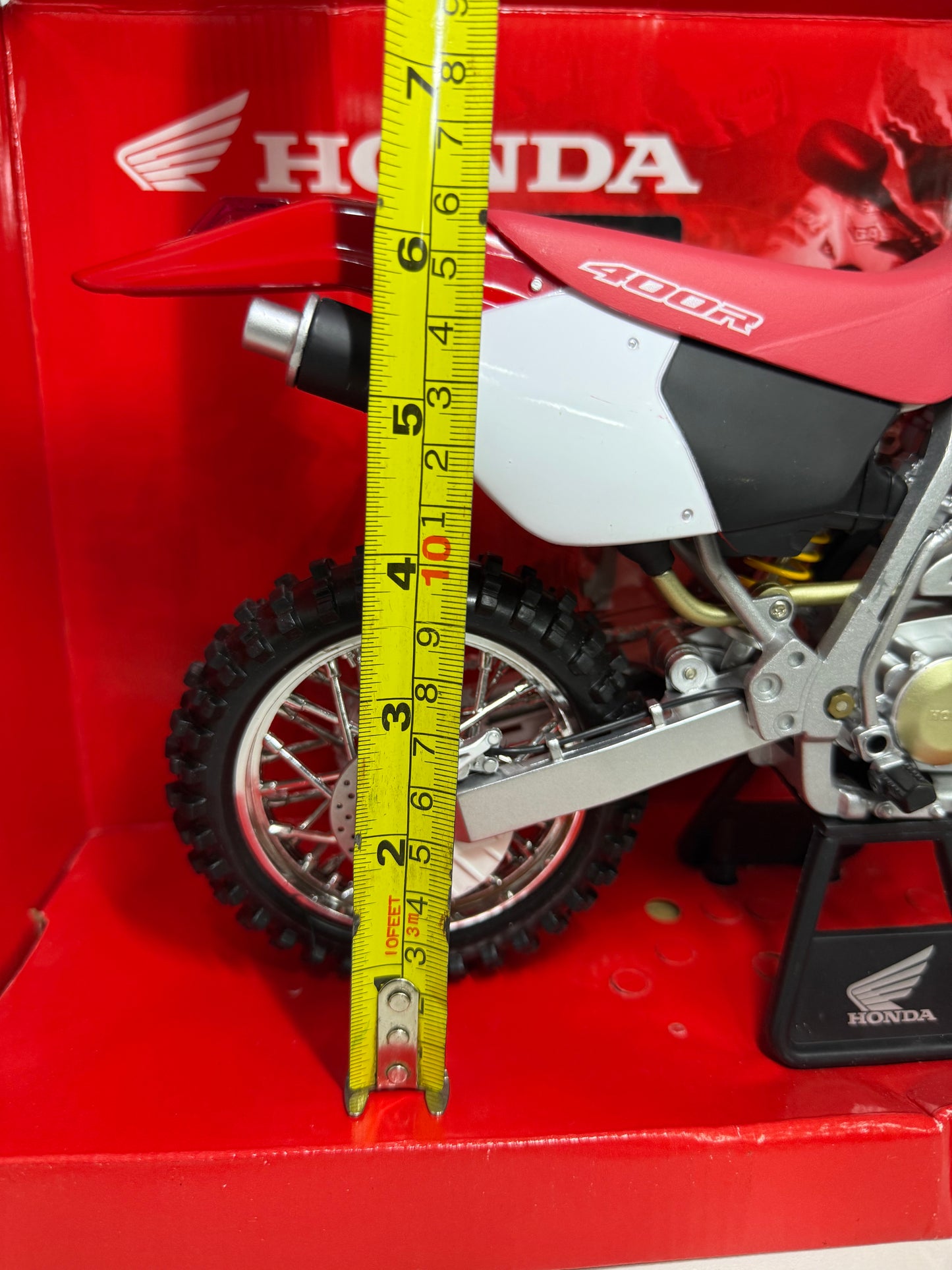 Motocicleta Honda XR400R año 2000 escala 1:6 New Ray