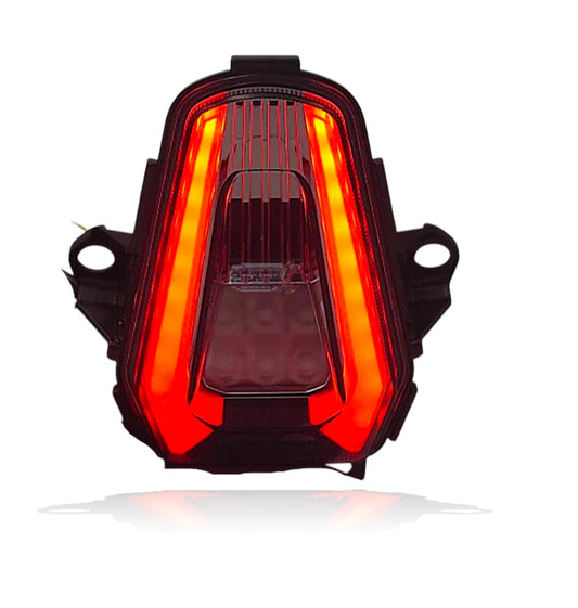 Stop led integrado ahumado Honda CB500 2024–2026 / CB500 Hornet 2024–2026 / CB500R 2024–2025 / CB650 2024–2025 / CB650R 2024–2026 / CBR650R 2024–2026 / CB1000 Hornet 2025–2026 / CB1000 Hornet SP 2025–2026 / CB1000GT 2026