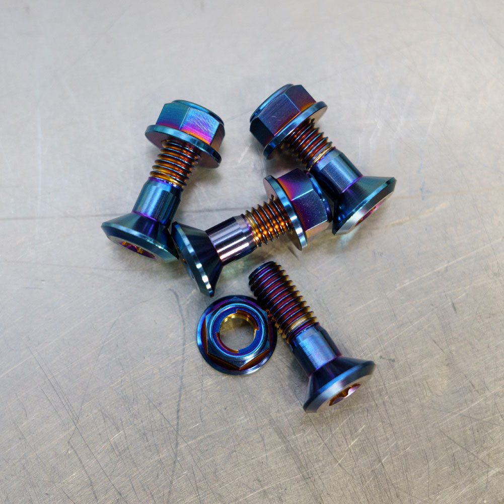 Kit de tornillos de piñón de titanio Tusk M8x25mm